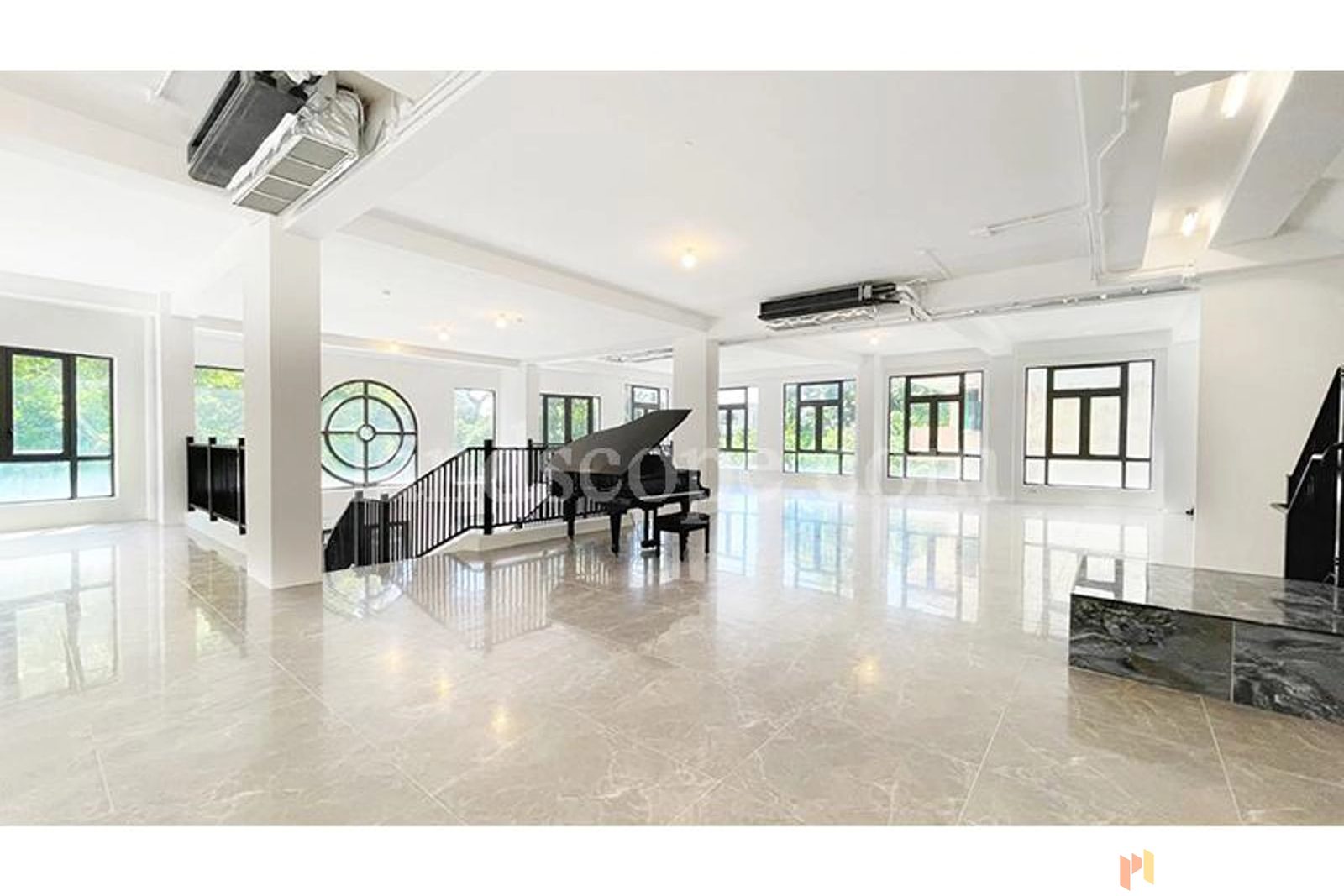 photo 2 — 72 Repulse Bay Road, Southside