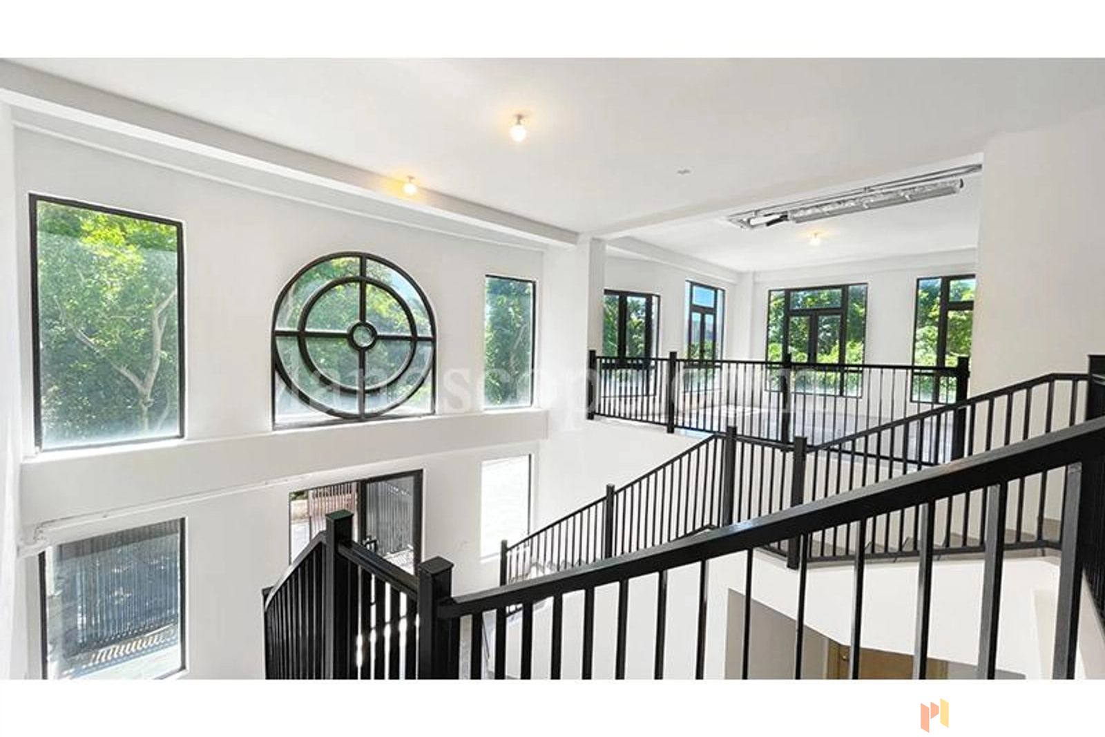 photo 6 — 72 Repulse Bay Road, Southside