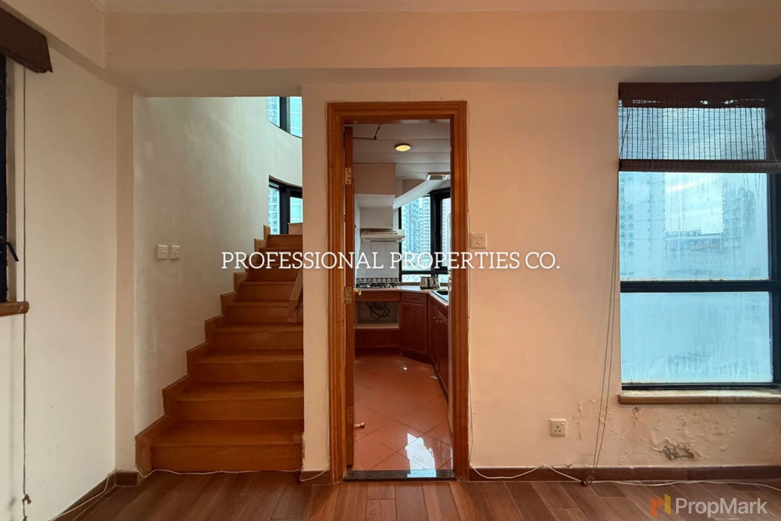 photo 2 — Wilton Place, Mid-levels West