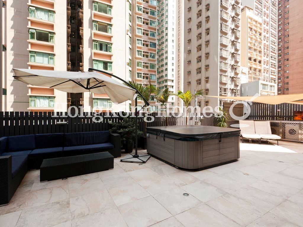 Private Terrace — Robinson Crest, Mid-levels West