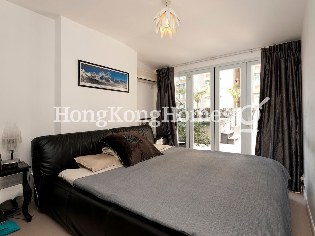 Master Bedroom — Robinson Crest, Mid-levels West