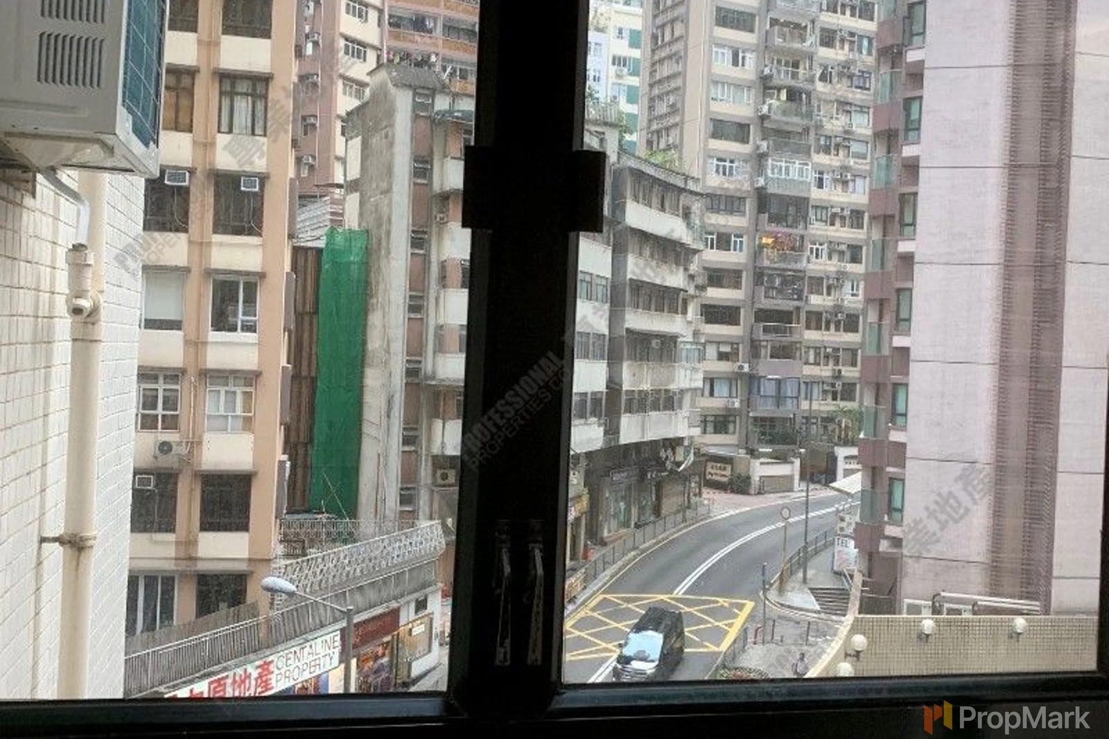 相片 4 — 嘉兆臺，西半山