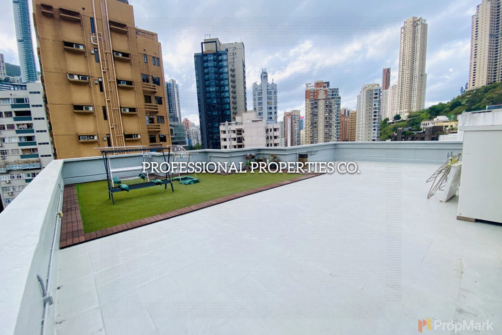 photo 7 — Blue Pool Court, Happy Valley