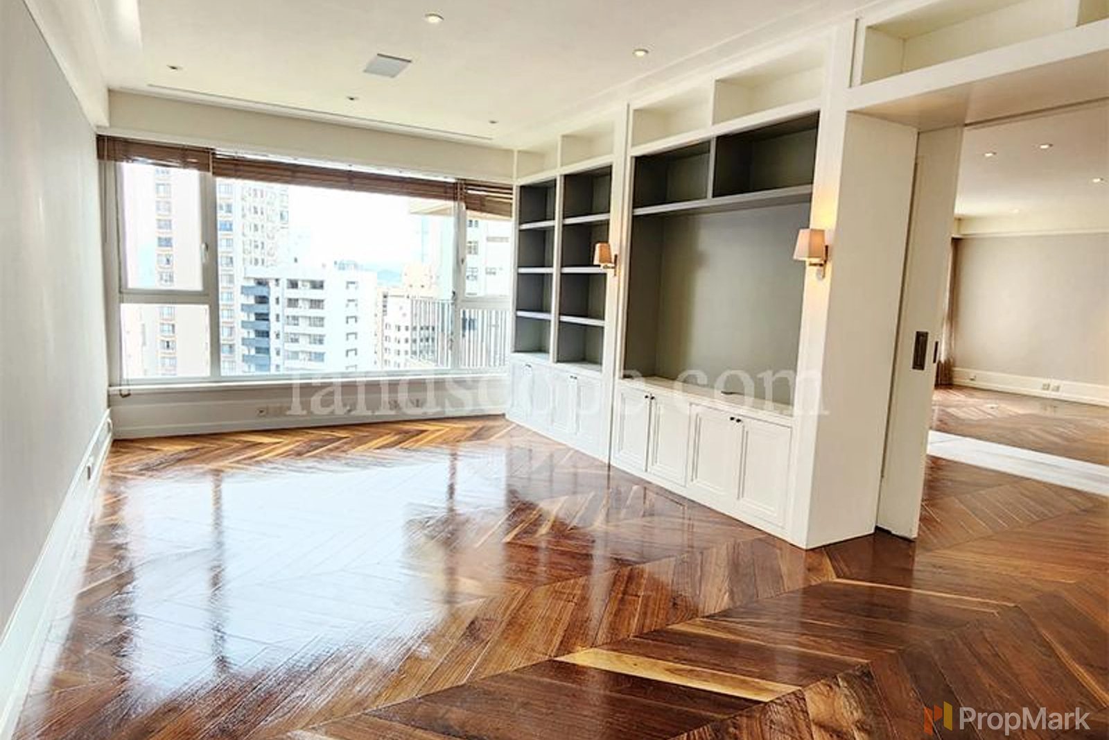 photo 8 — Grenville House, Mid-levels Central