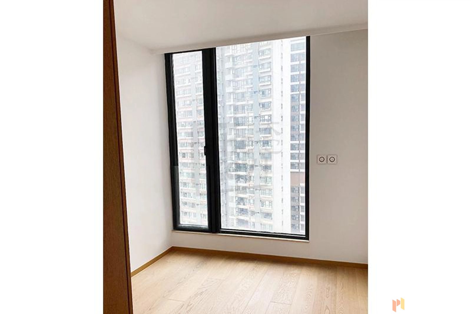 photo 6 — Gramercy, Mid-levels West