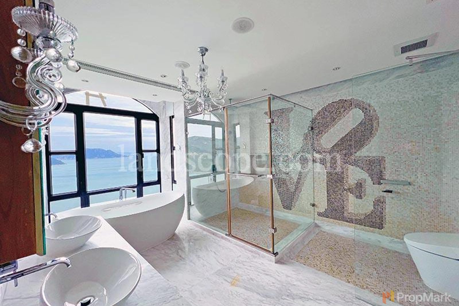 photo 7 — Villa Rosa, Southside