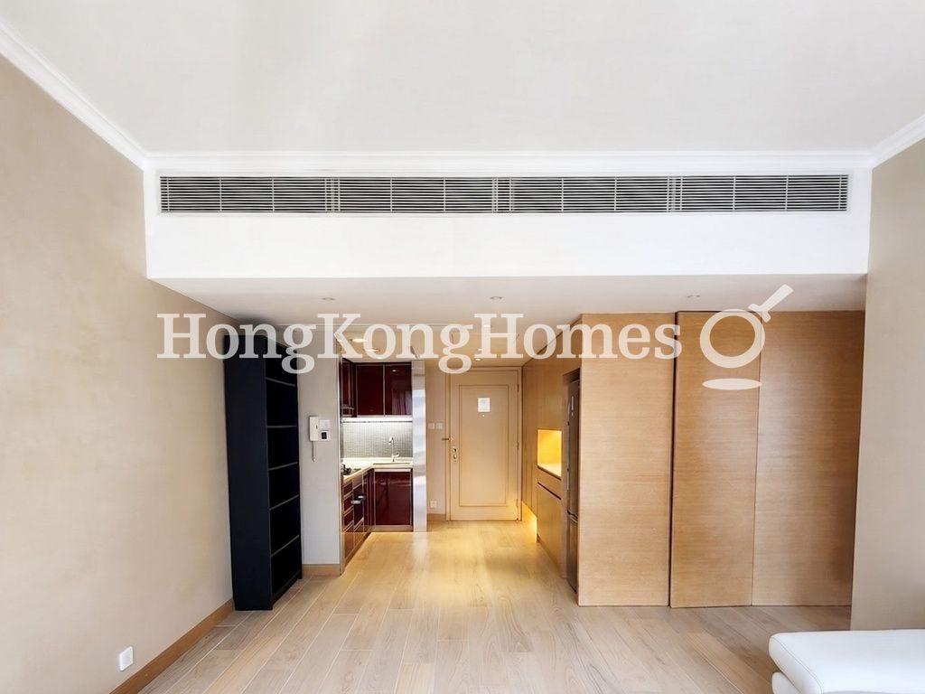 photo 3 — Convention Plaza Apartments, Wan Chai