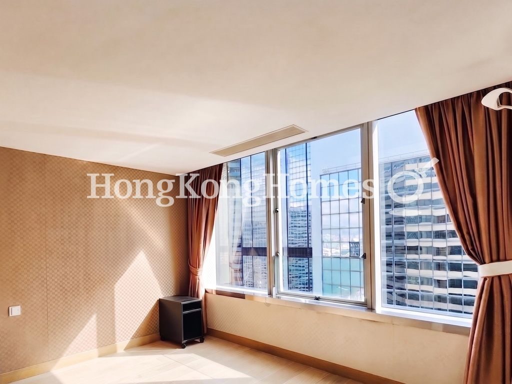photo 4 — Convention Plaza Apartments, Wan Chai