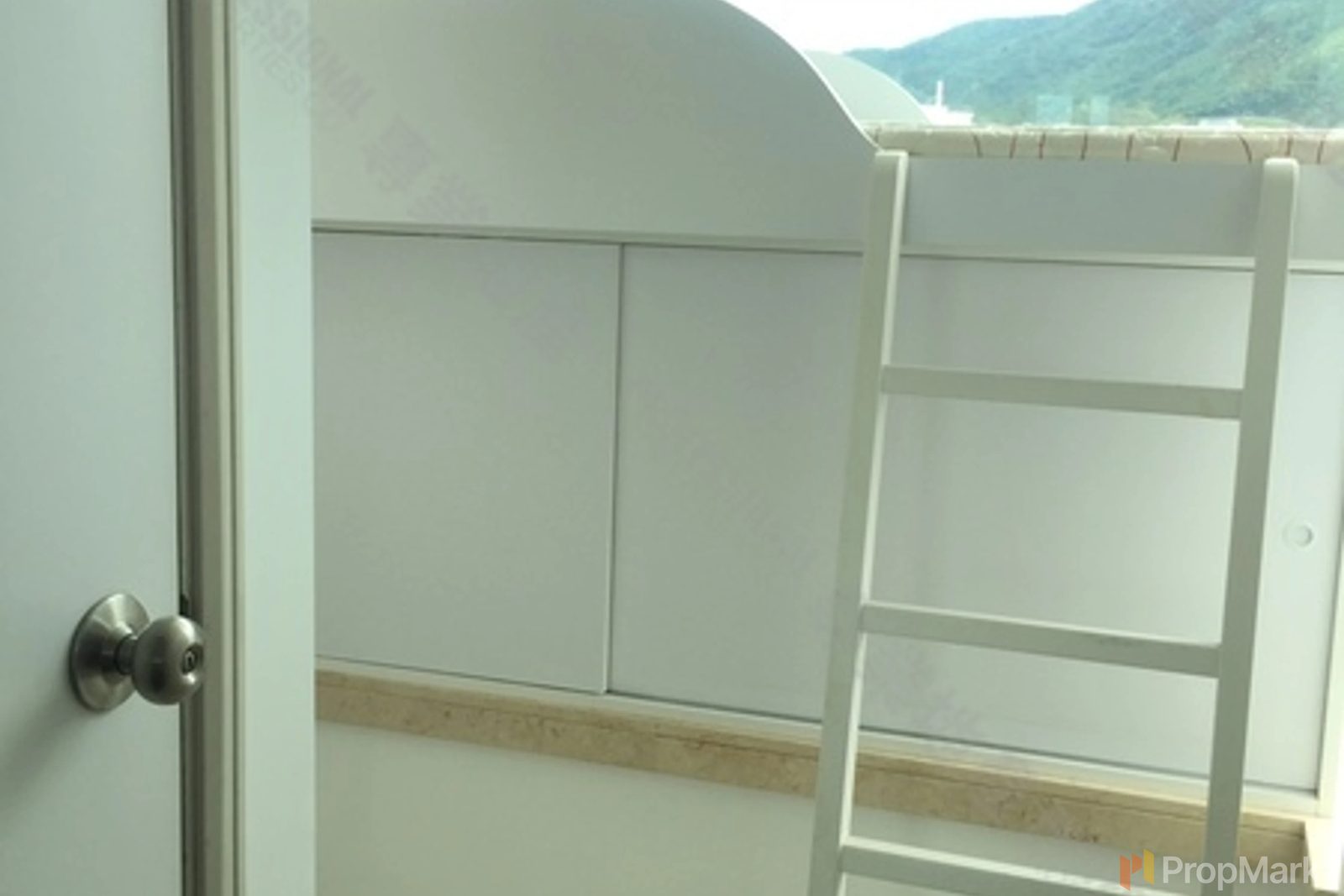 相片 17 — 名門，東半山