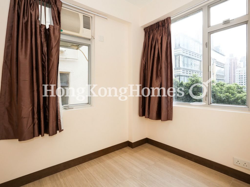 Master Bedroom — Chung Yin Court, Mid-levels West