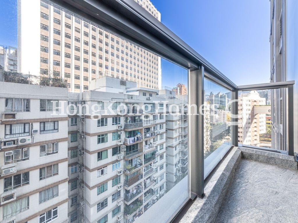 Balcony off Living and Dining Room — Kennedy Road, 33，灣仔