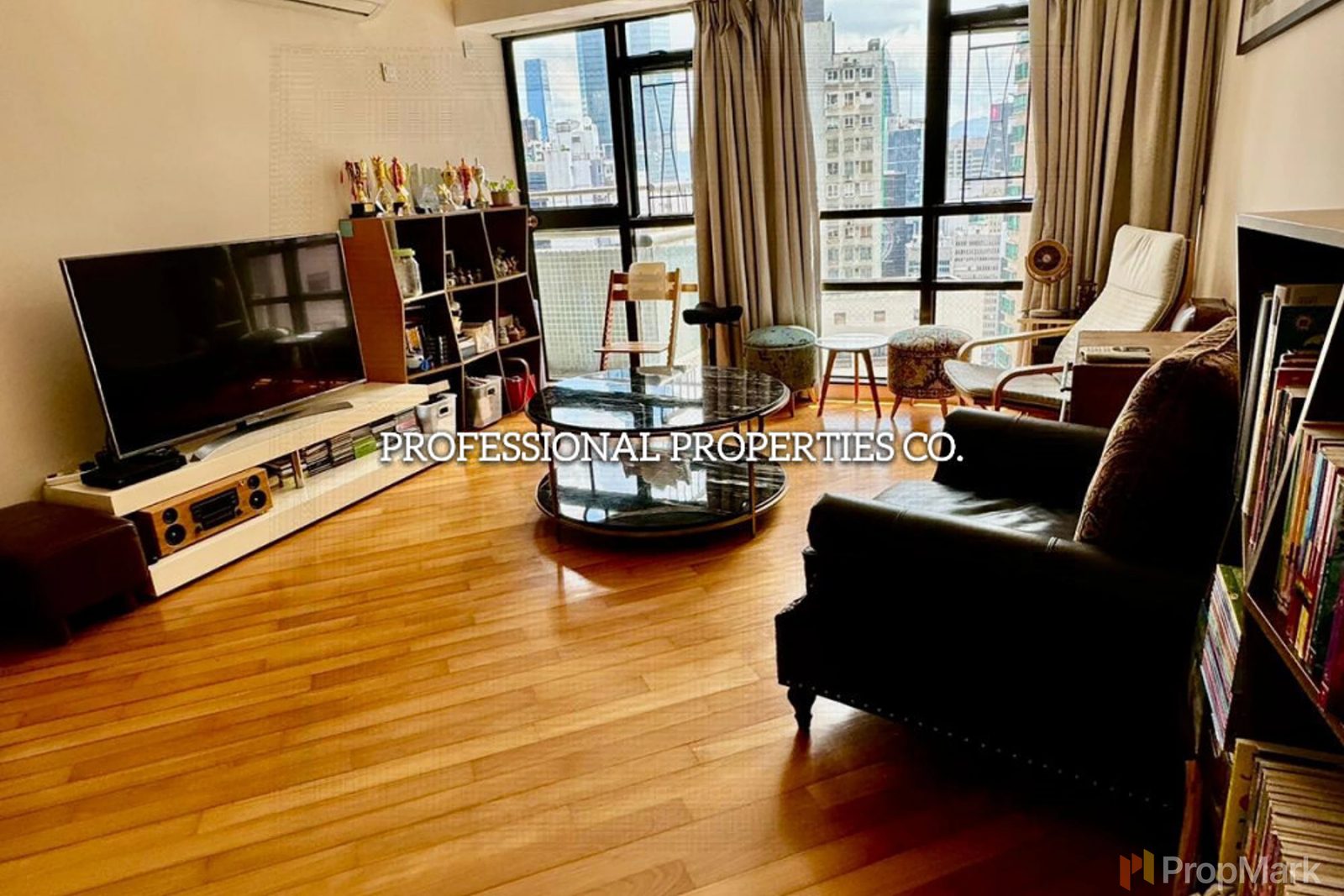 photo 5 — The Grand Panorama, Mid-levels West