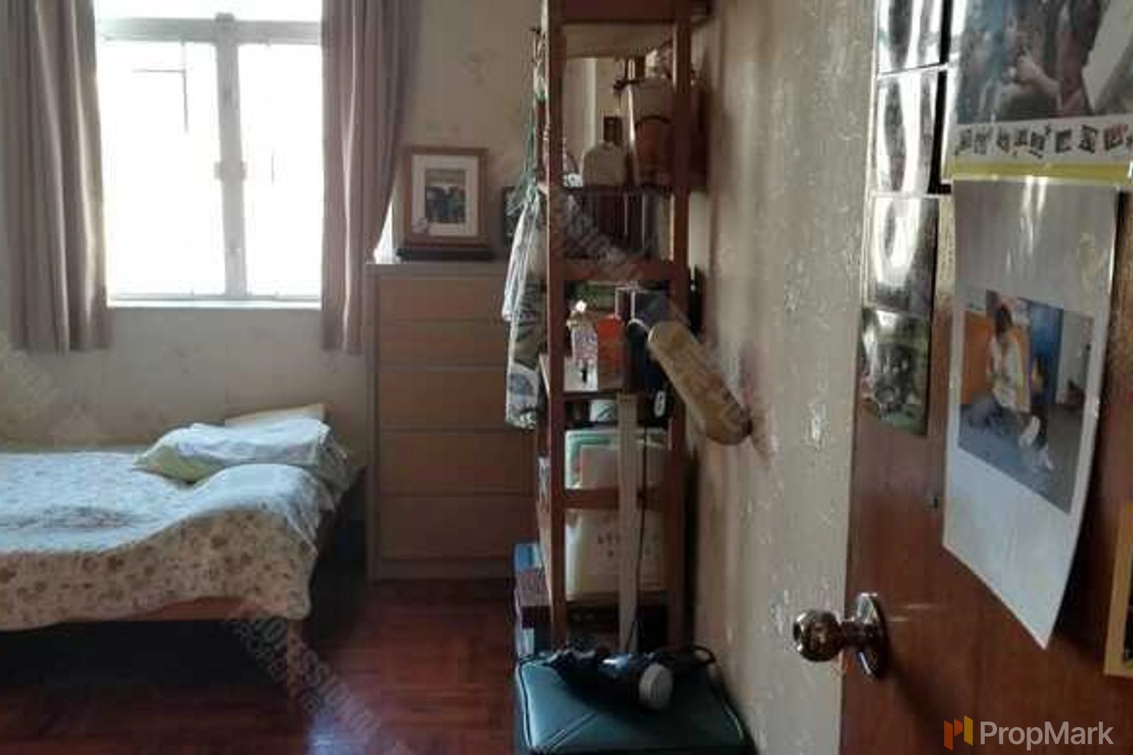 photo 5 — Kensington Court, Mid-levels East