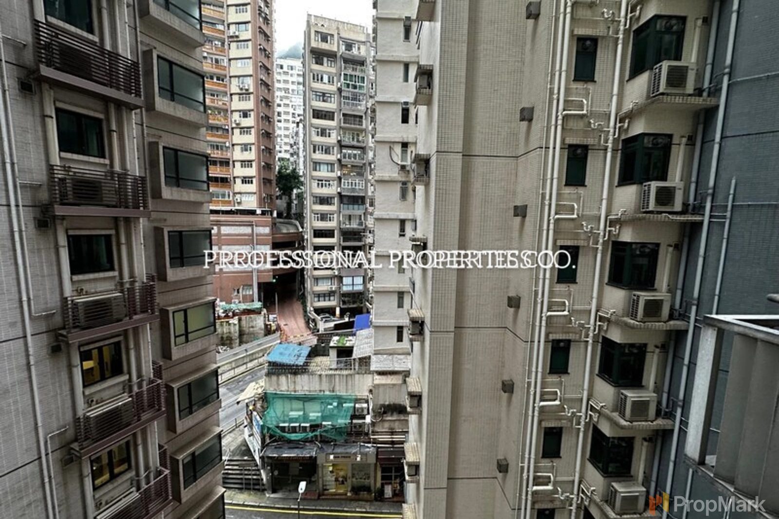 相片 15 — 福熙苑，西半山