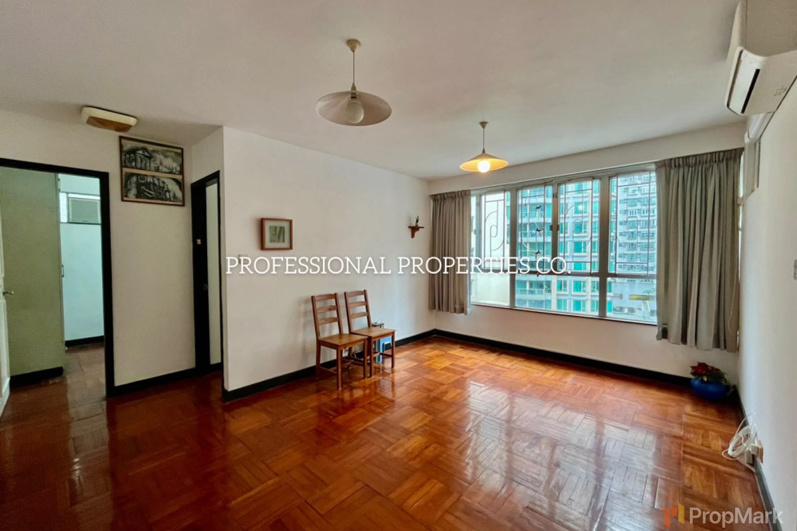 photo 4 — Sherwood Court, Mid-levels West