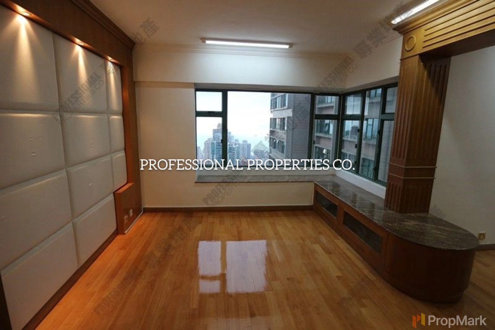 photo 7 — Robinson Place, Mid-levels West