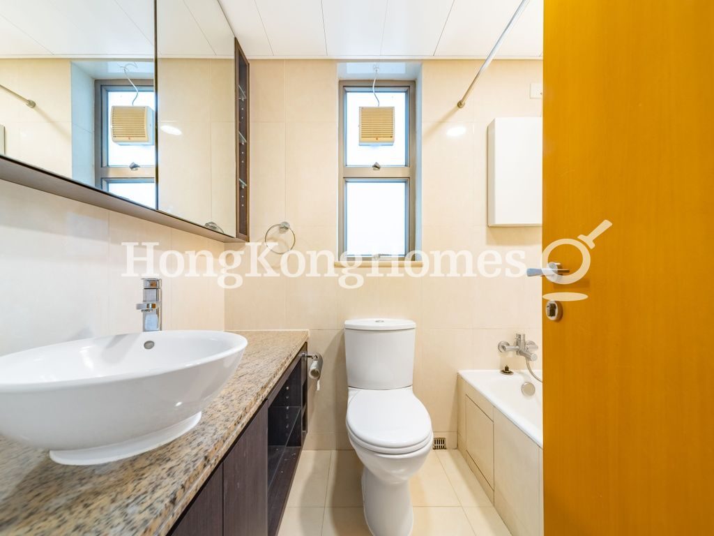 Guest Bathroom — 尚翹峰 3 座，灣仔