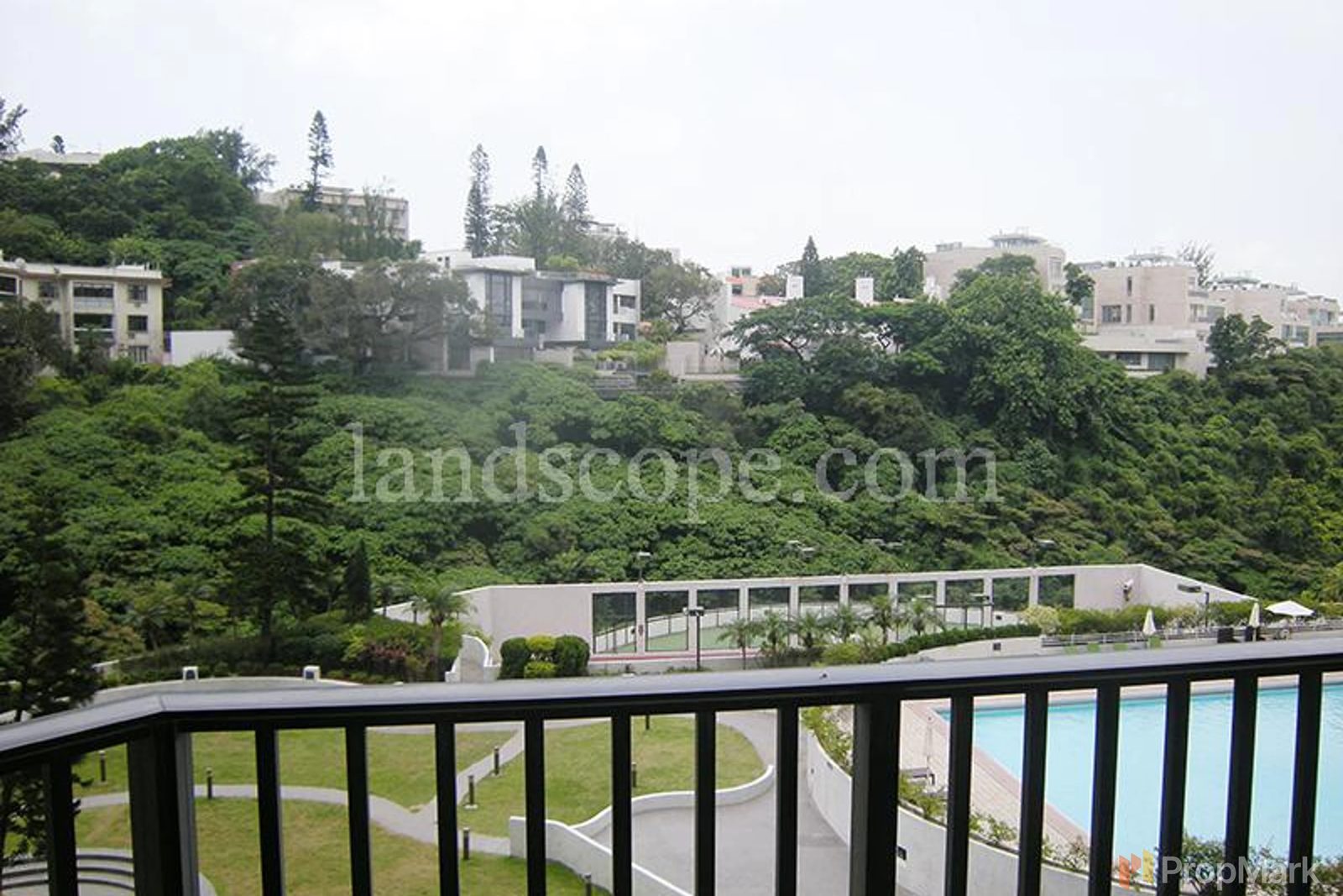 photo 2 — Grand Garden, Southside