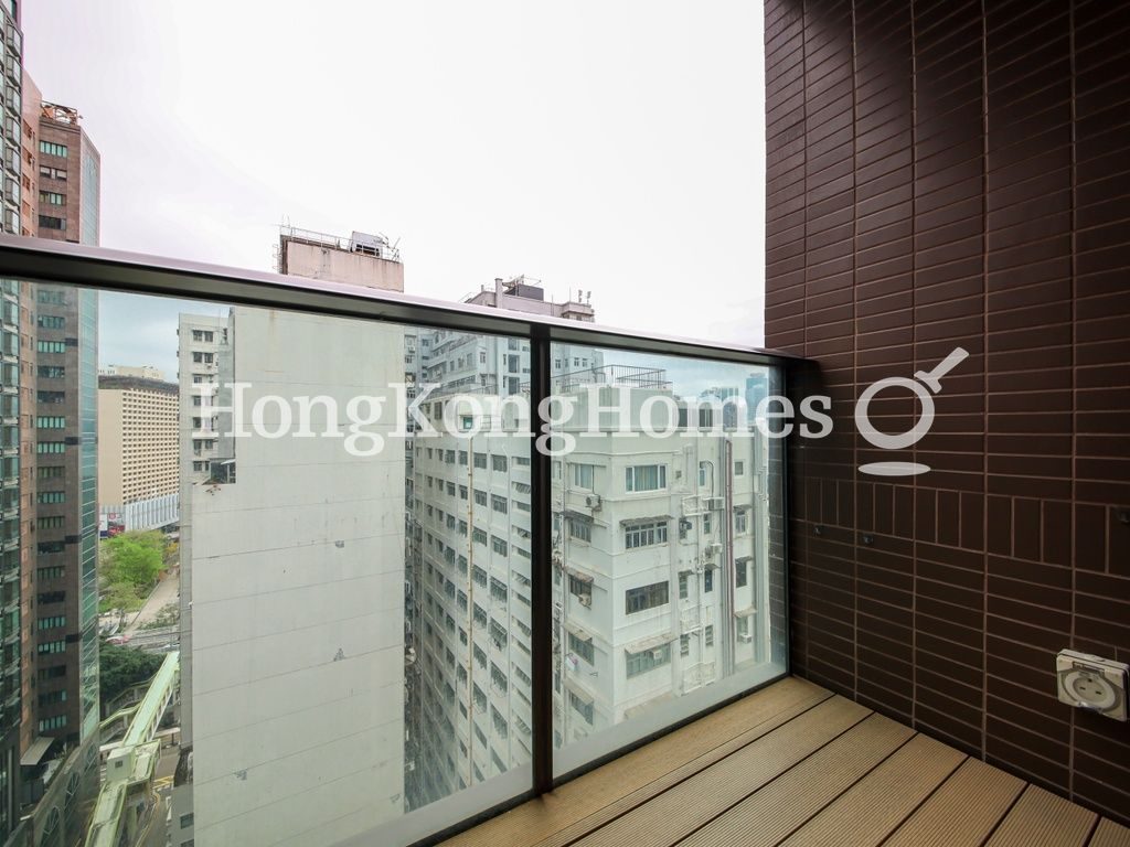 Balcony off Living and Dining Room — yoo Residence，銅鑼灣