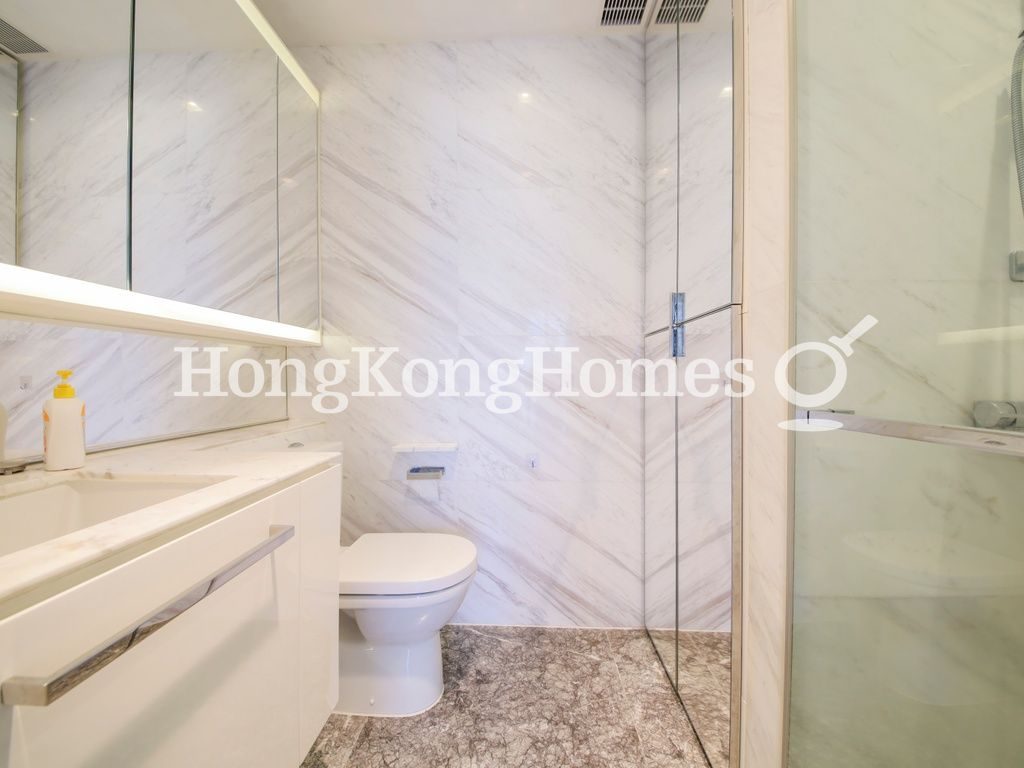 Ensuite Bathroom — yoo Residence，銅鑼灣