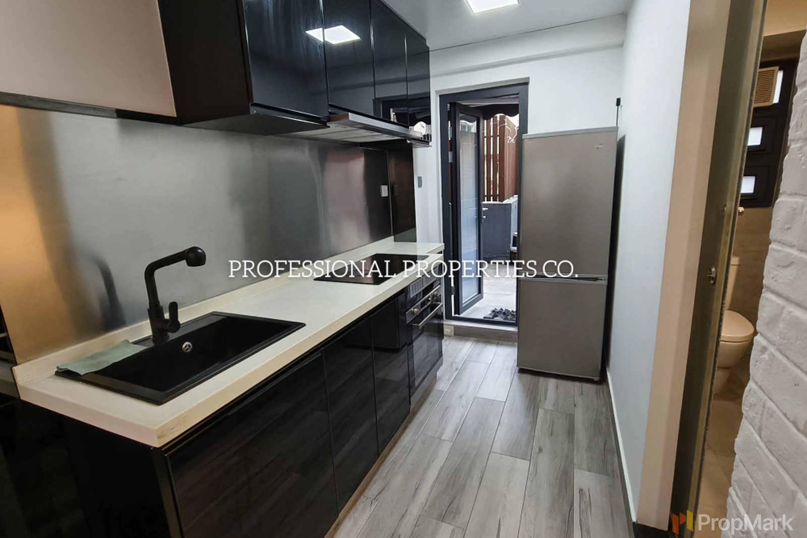 photo 3 — 38-40 Aberdeen Street, Central