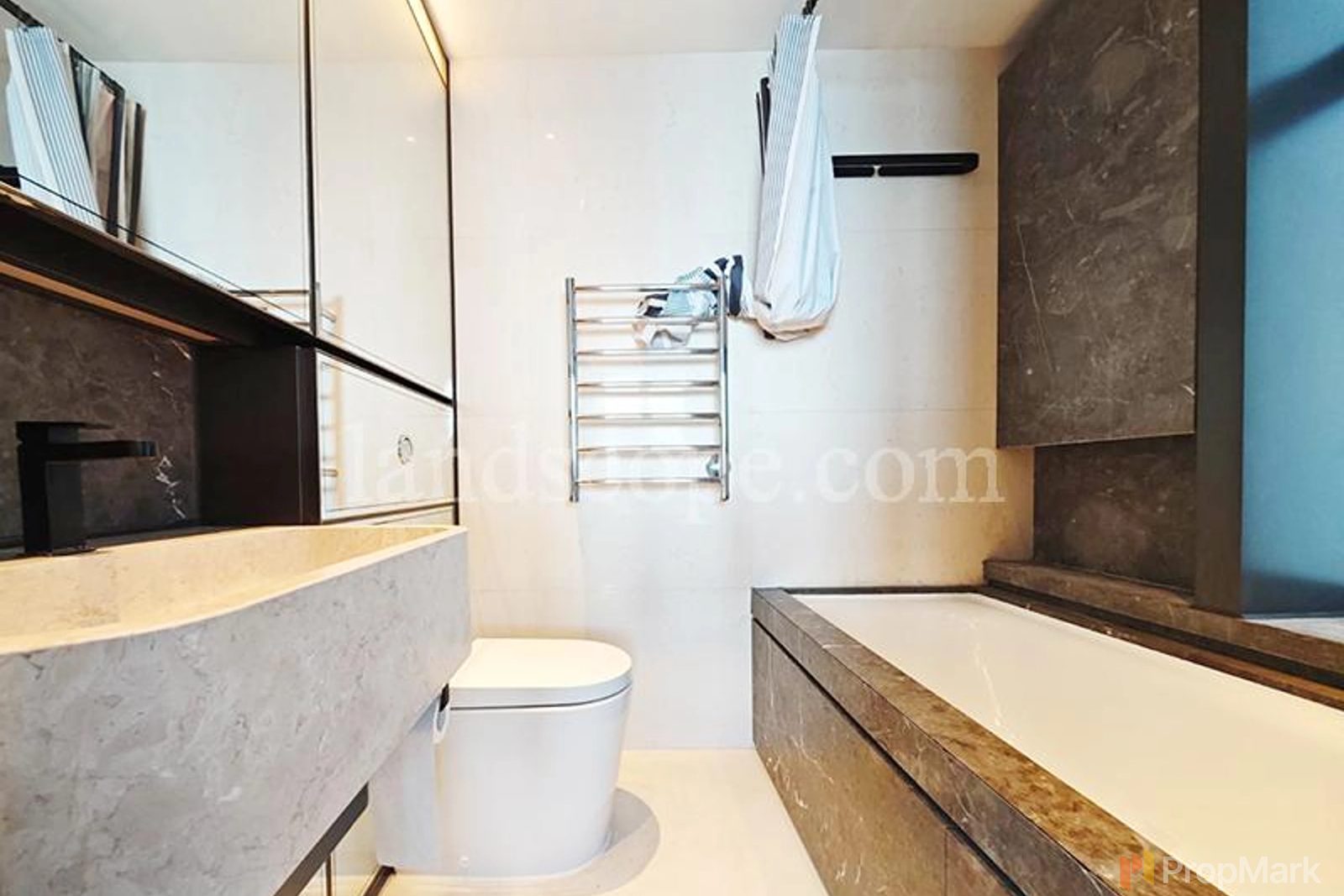 photo 6 — Arezzo, Mid-levels West