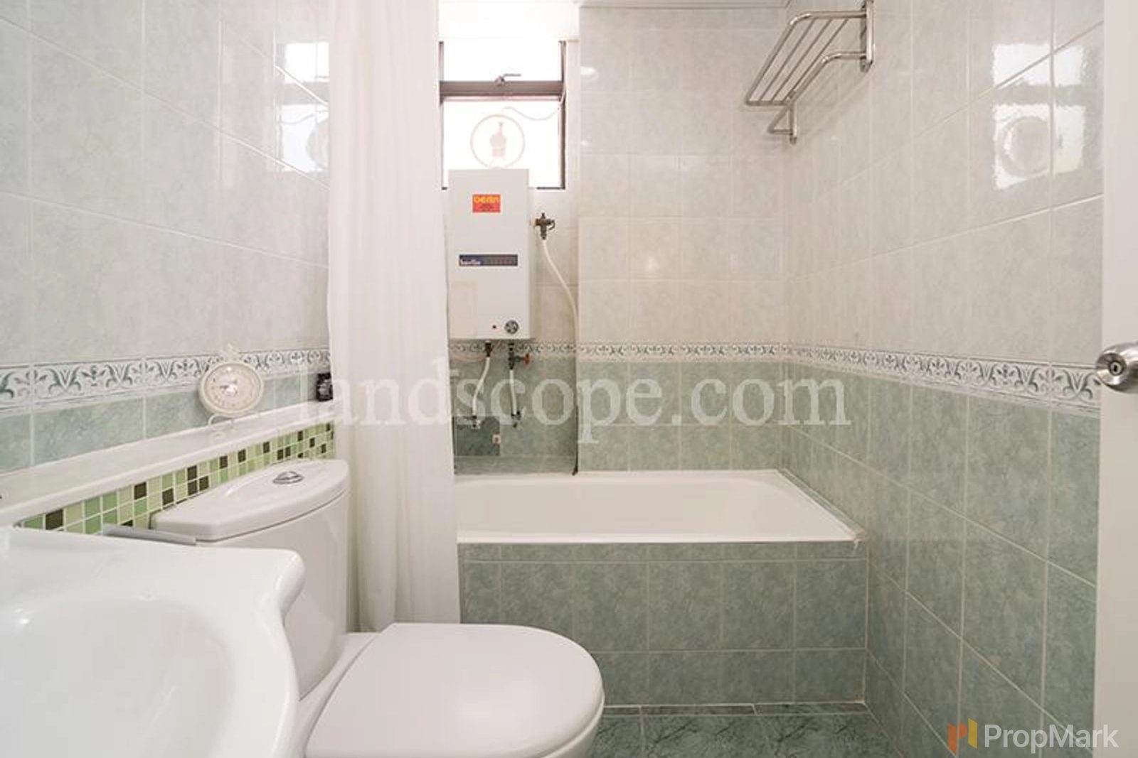 photo 9 — Ventris Place, Happy Valley