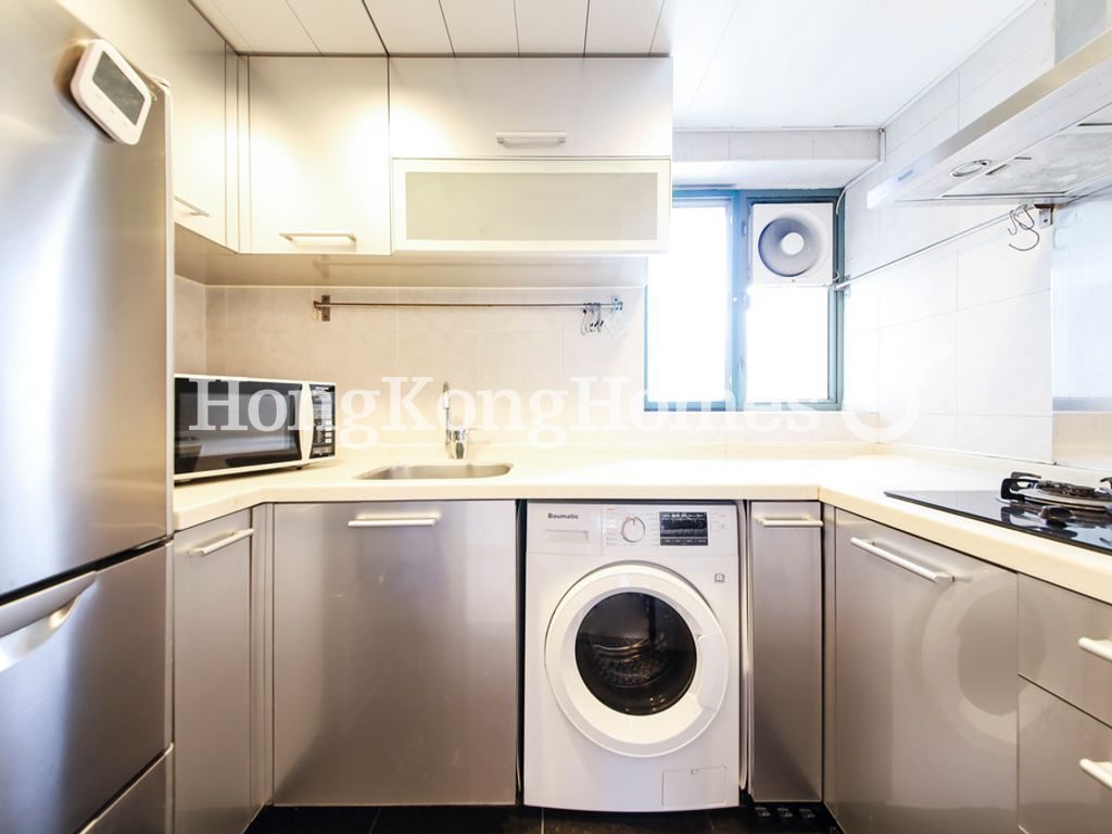 Kitchen — Island Harbourview - Tower 06, Tai Kok Tsui