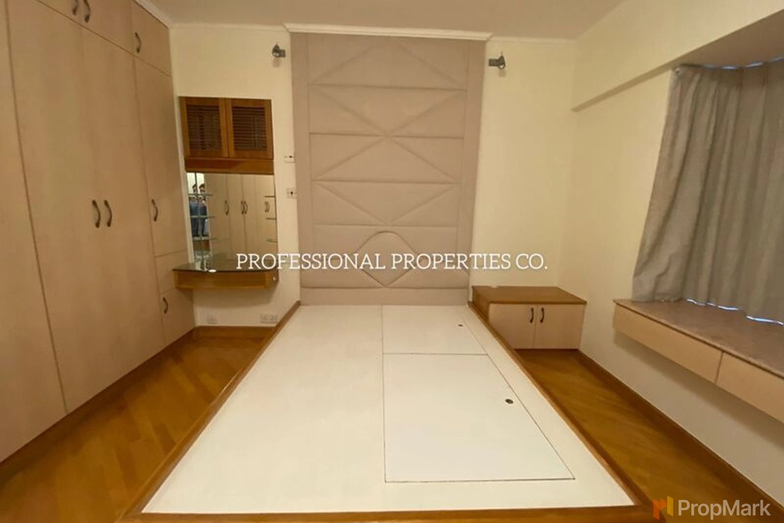 photo 8 — Robinson Place, Mid-levels West