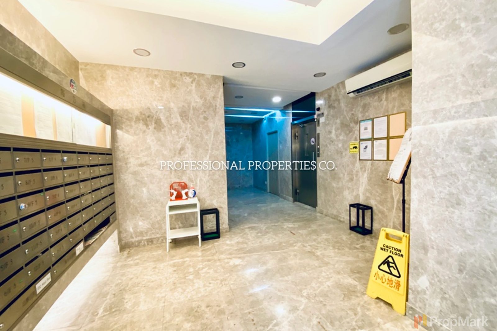 photo 11 — Miramar Villa, Mid-levels East