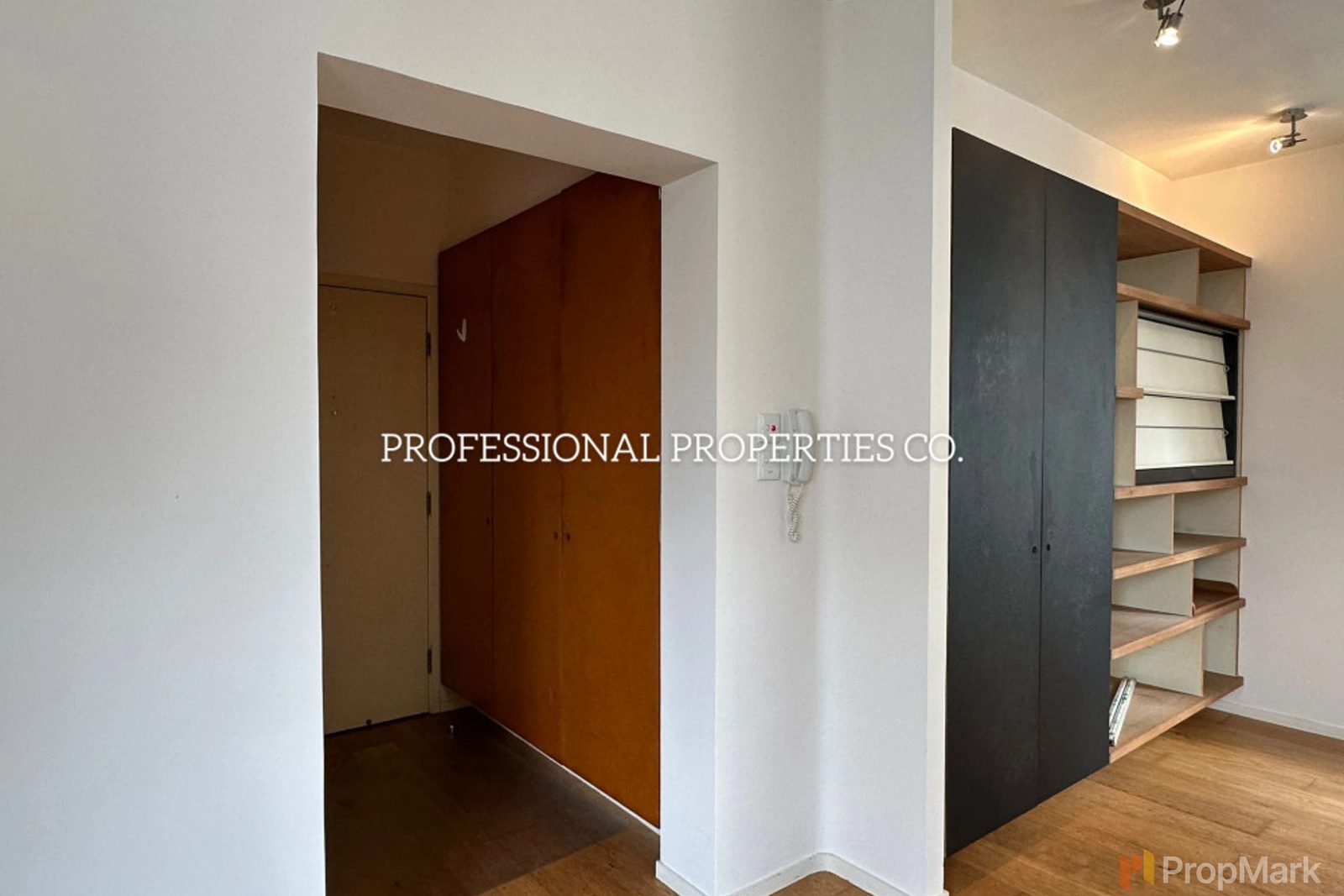 photo 2 — Miramar Villa, Mid-levels East