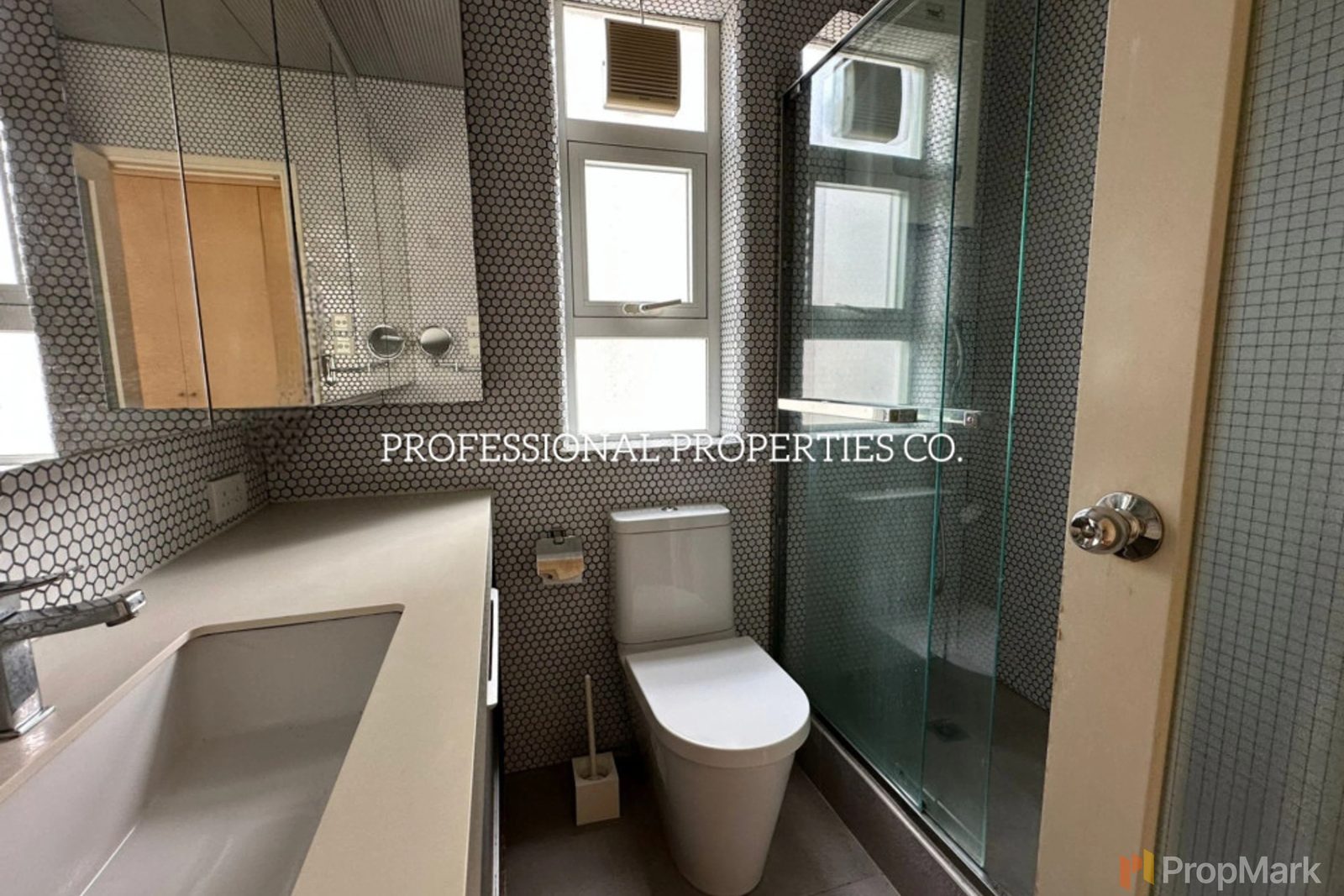 photo 7 — Miramar Villa, Mid-levels East