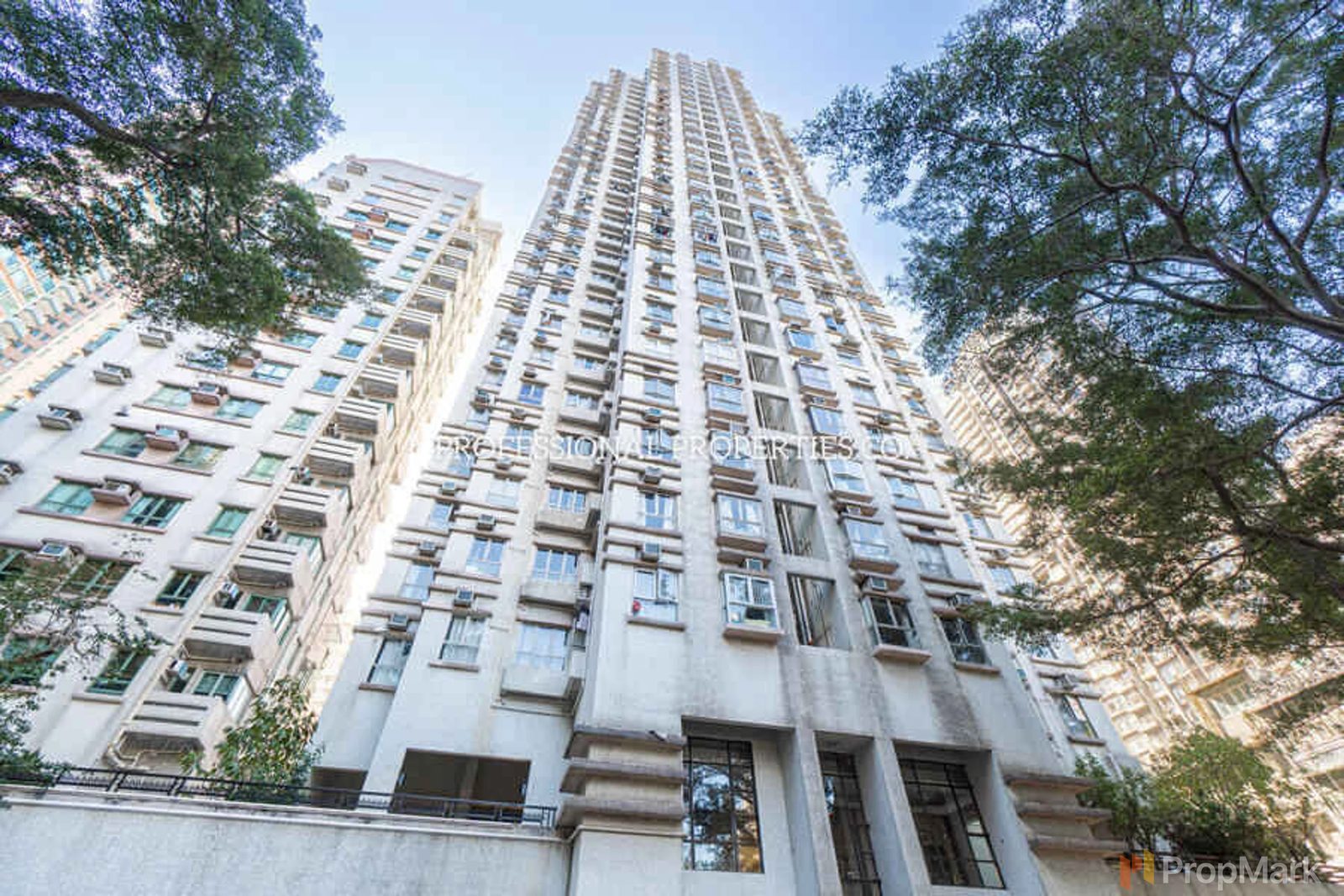 photo 13 — Ko Nga Court, Sai Ying Pun