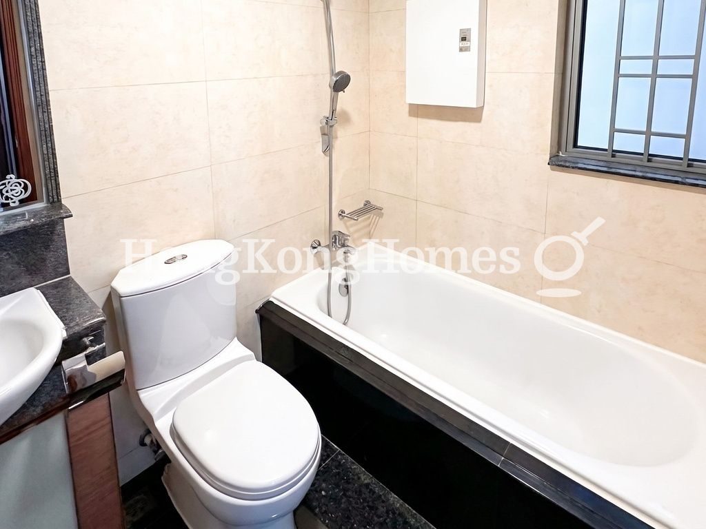 Guest Bathroom — 泓都 - 第03座，西環堅尼地城