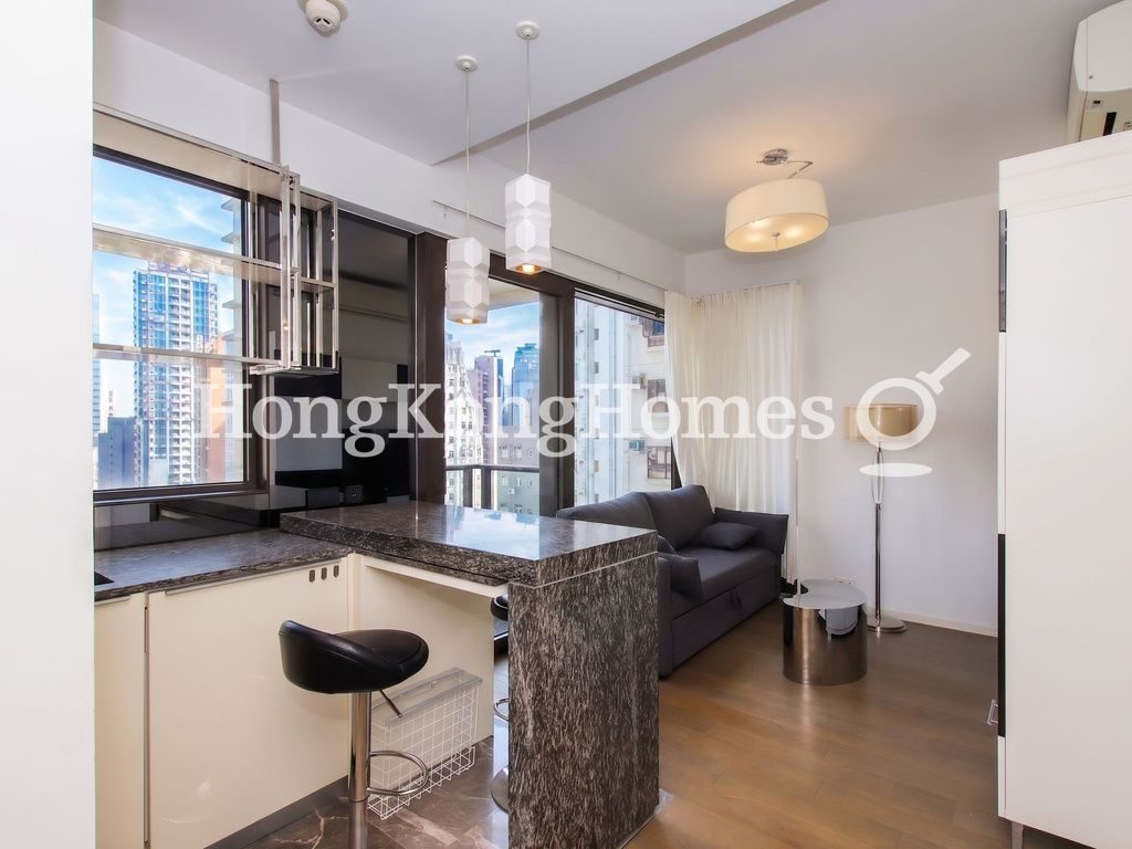 Living and Dining Room — The Pierre, Mid-levels West