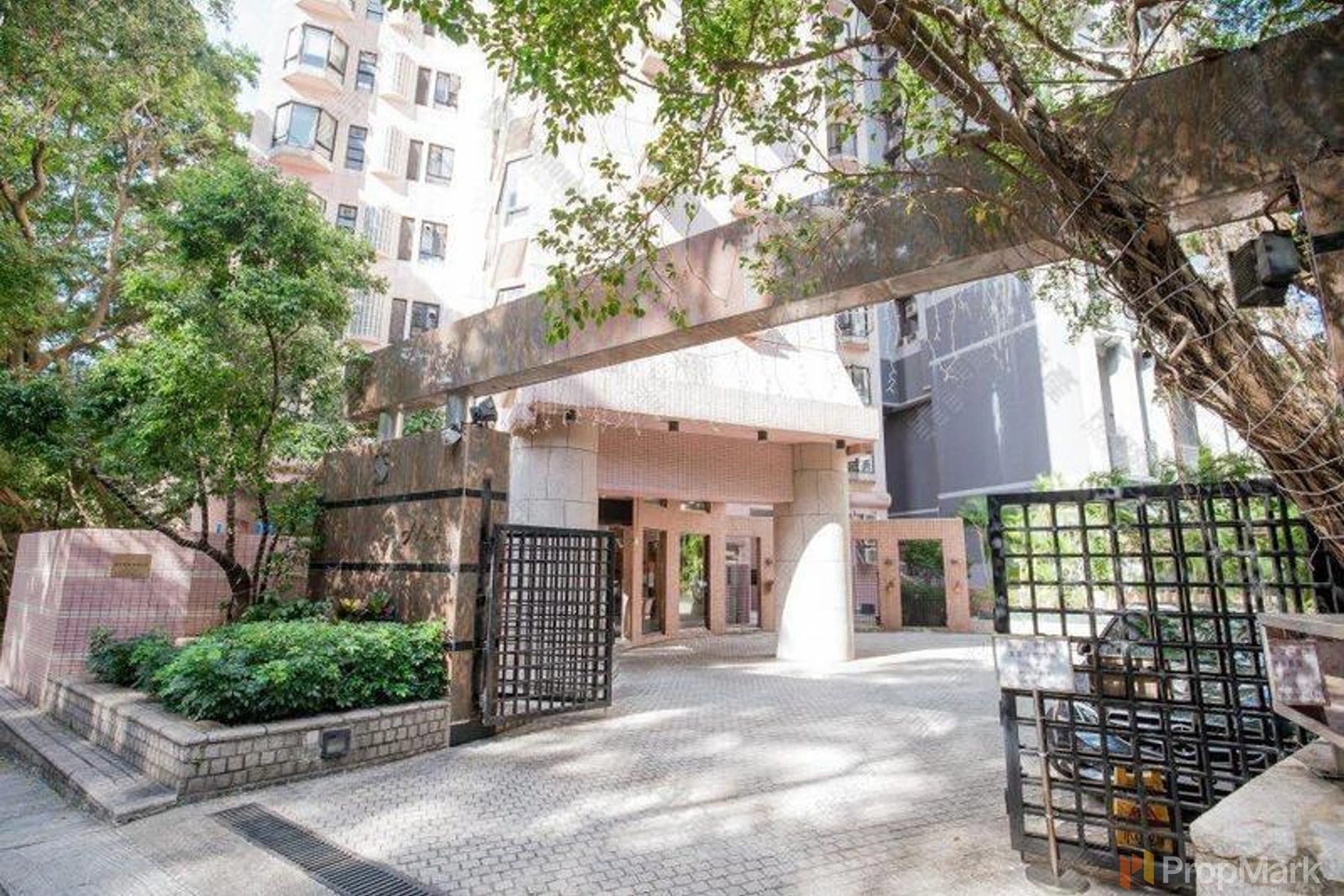 photo 3 — 1 Tai Hang Road, Mid-levels East