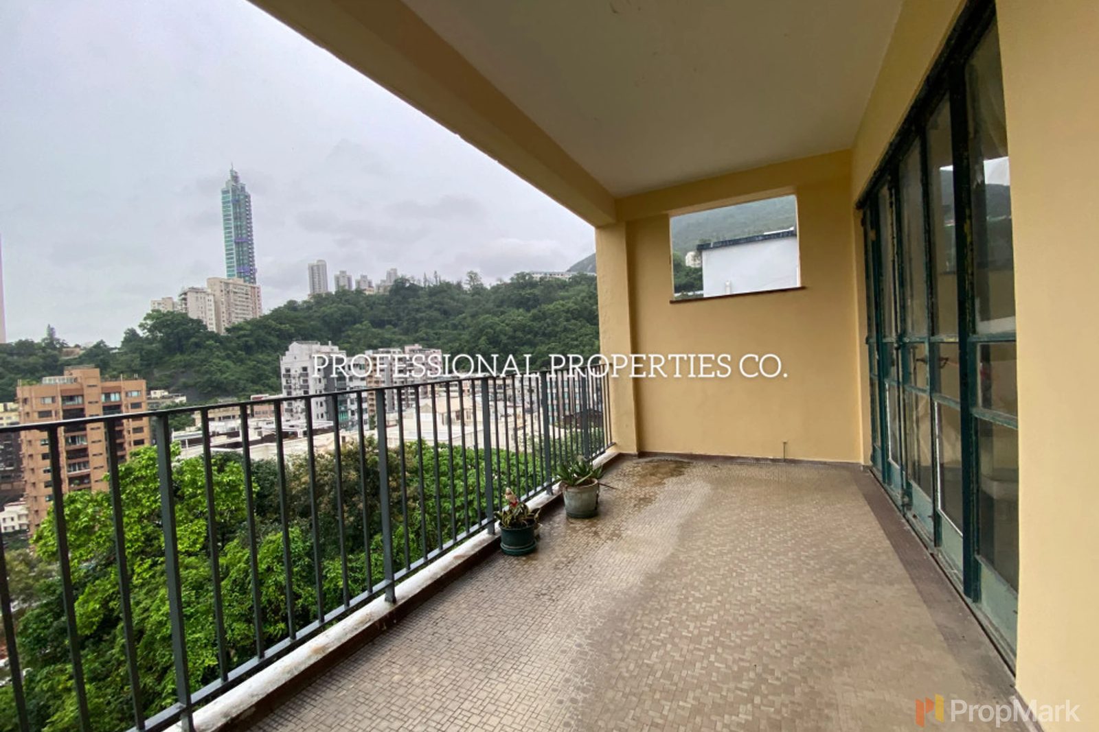 photo 5 — 16-20 Broom Road, Happy Valley