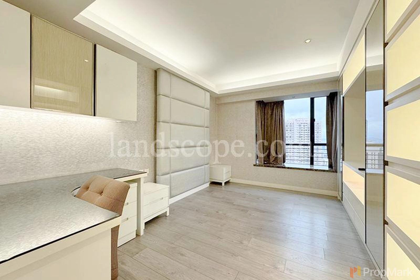 photo 7 — Clovelly Court, Mid-levels Central