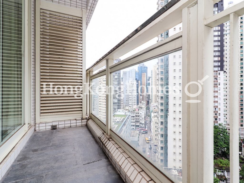 Balcony off Living and Dining room — 聚賢居 - 第01座，中環