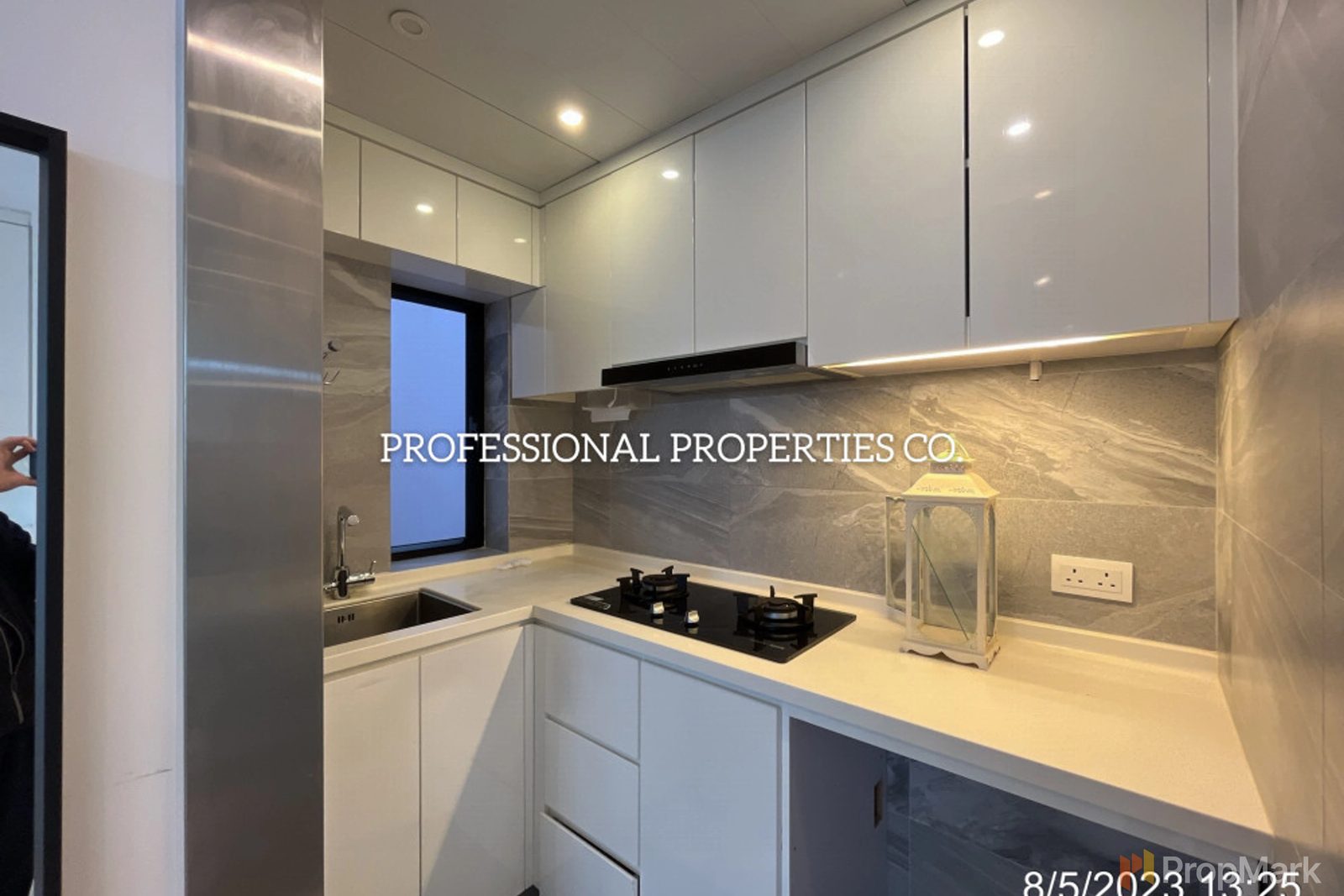 photo 7 — King Tak House, Happy Valley