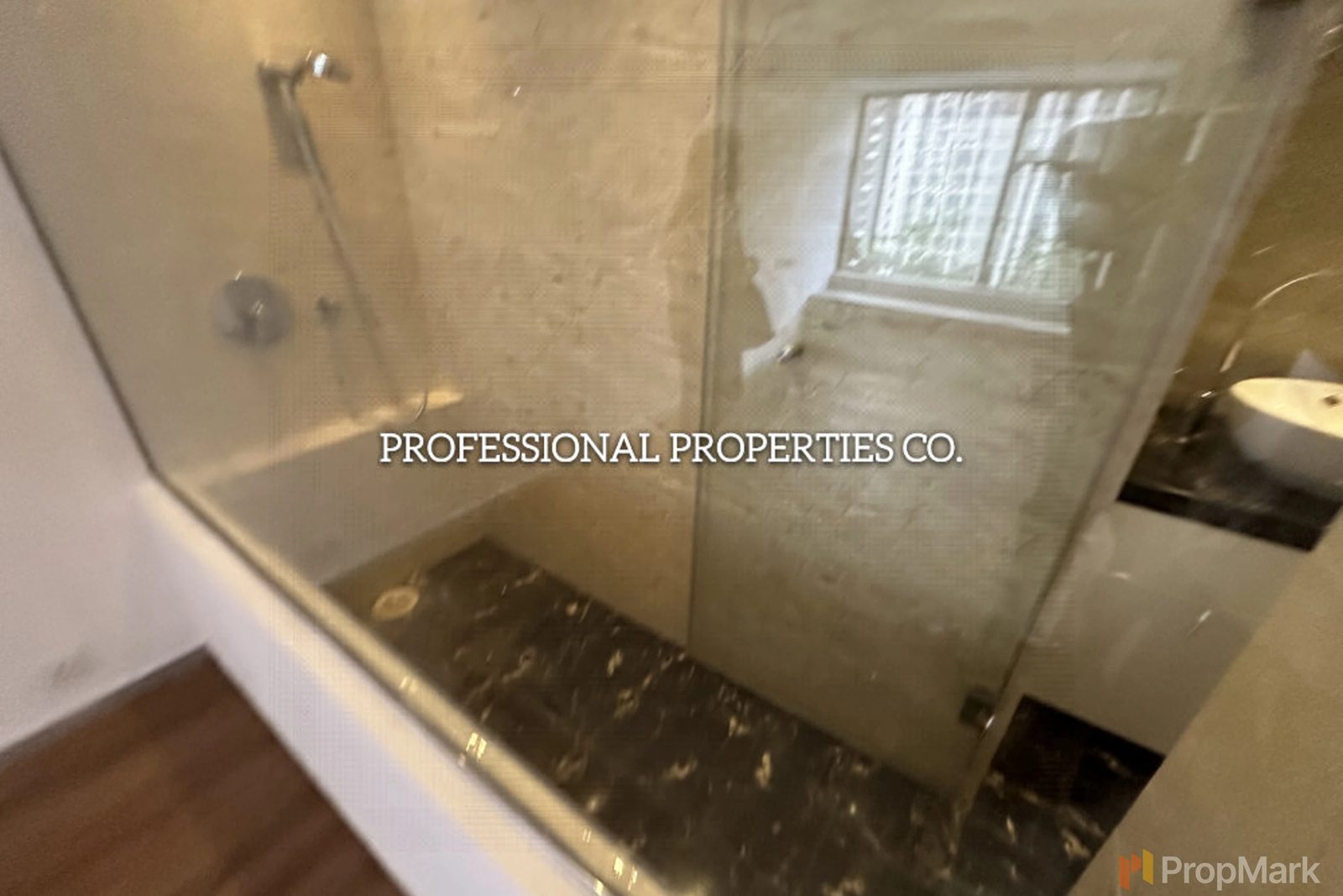 photo 12 — Robinson Place, Mid-levels West