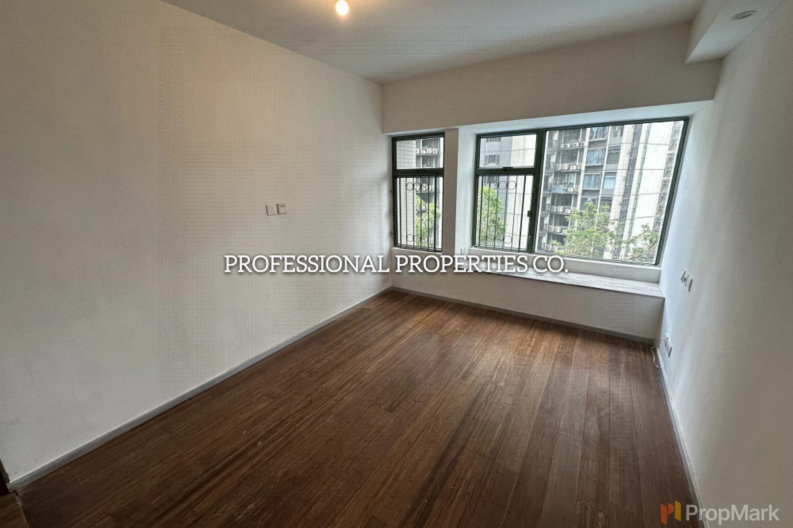 photo 13 — Robinson Place, Mid-levels West