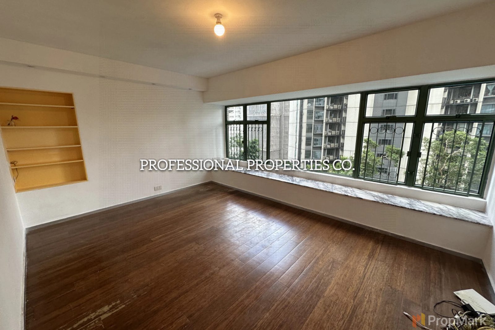 photo 2 — Robinson Place, Mid-levels West