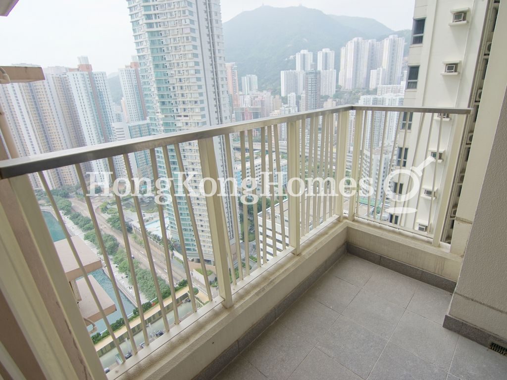 Balcony off Living and Dining Room — 嘉亨灣 02座，鰂魚涌
