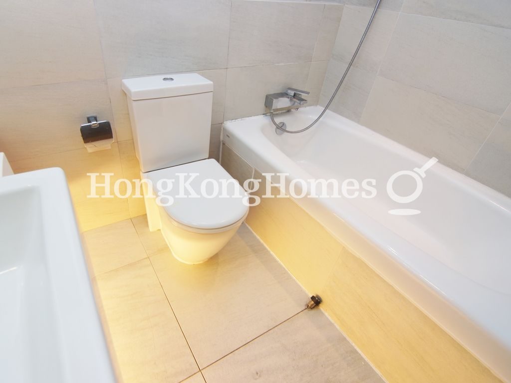Guest Bathroom — 嘉亨灣 02座，鰂魚涌