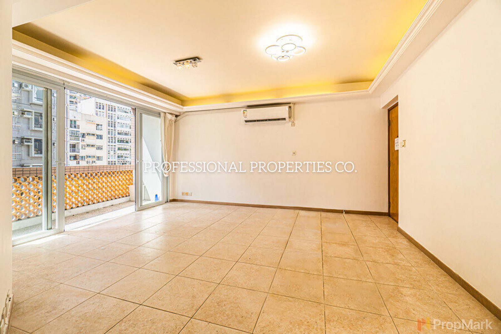 photo 2 — Jing Tai Garden Mansion, Mid-levels West