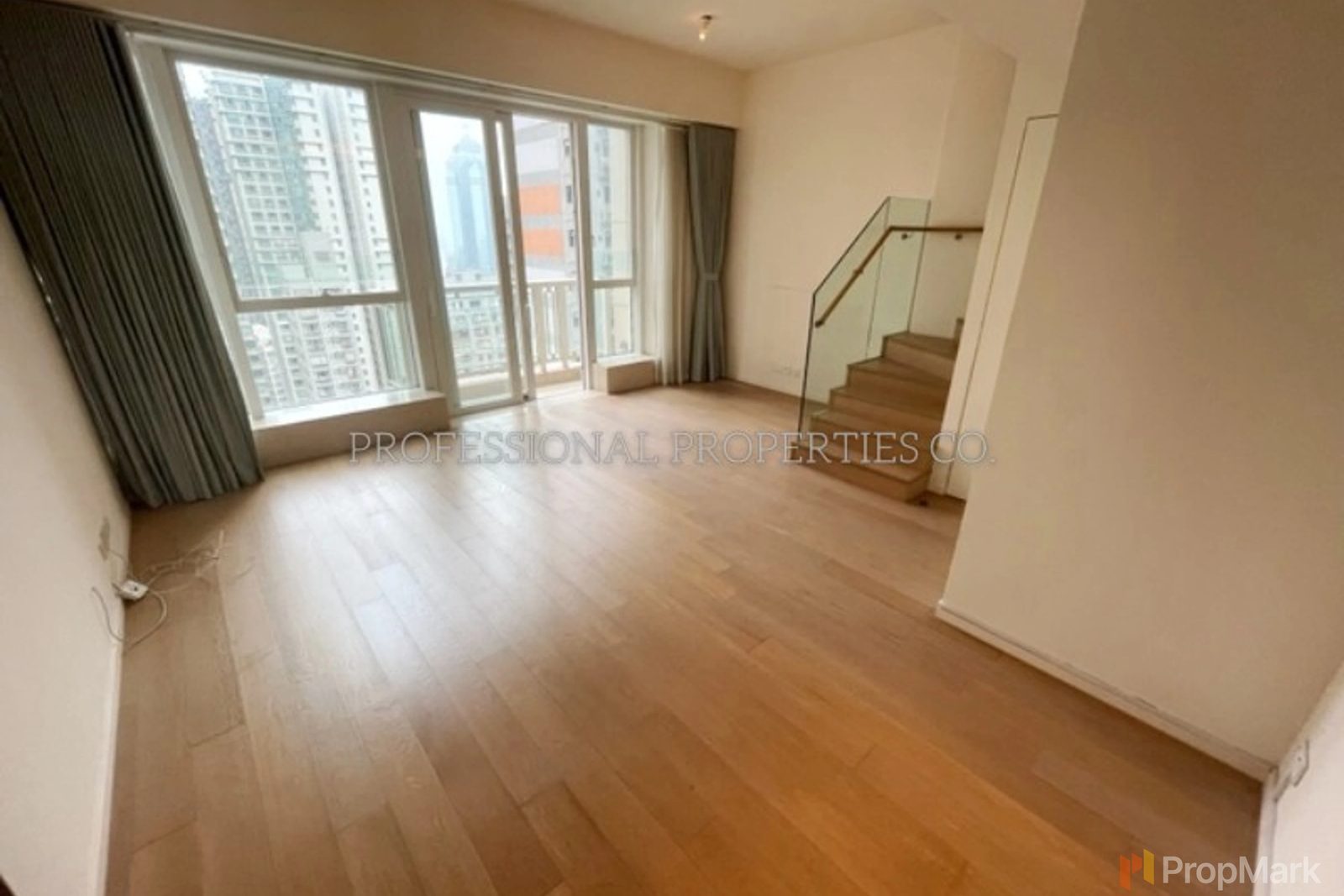 photo 12 — The Morgan, Mid-levels West