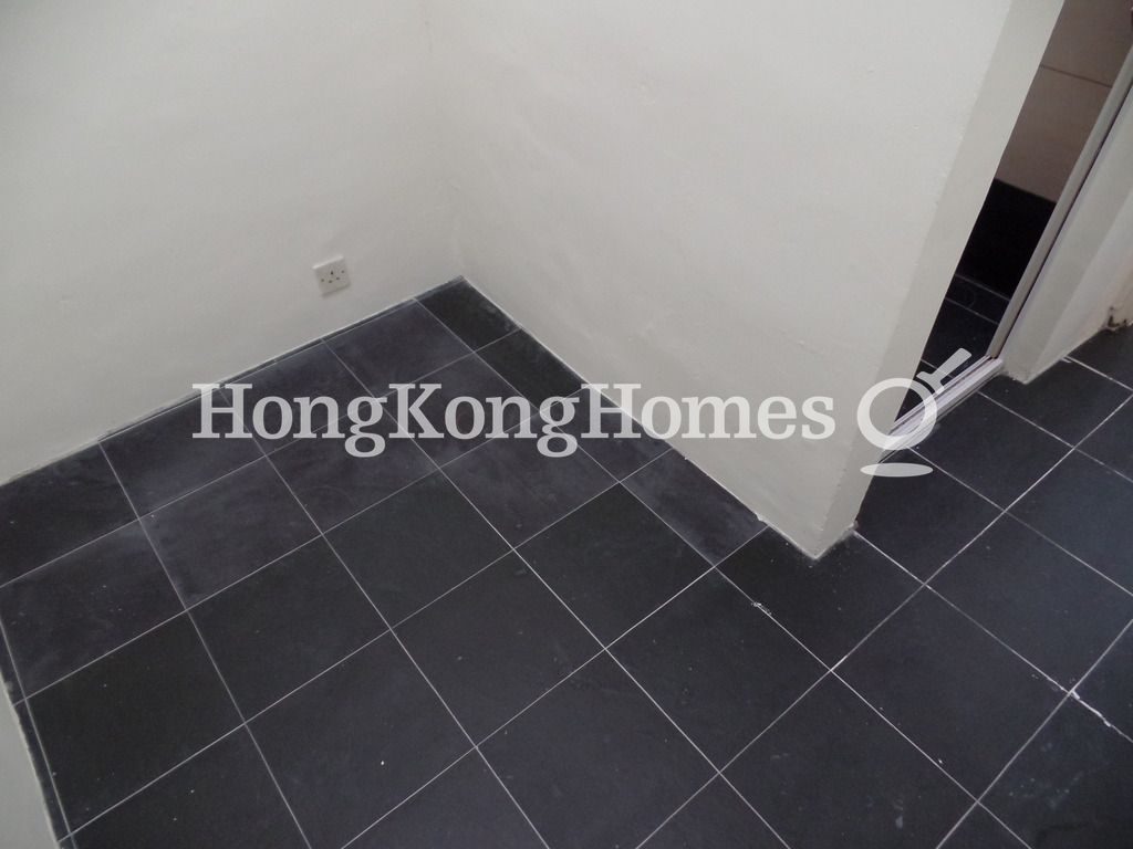 Maid's Room — 愉景灣 2 期 - 畔峰 - 觀濤樓，愉景灣
