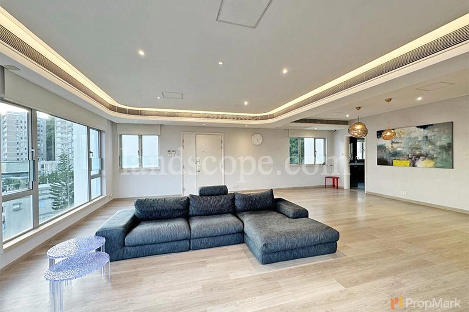 photo 3 — Guildford Court, The Peak