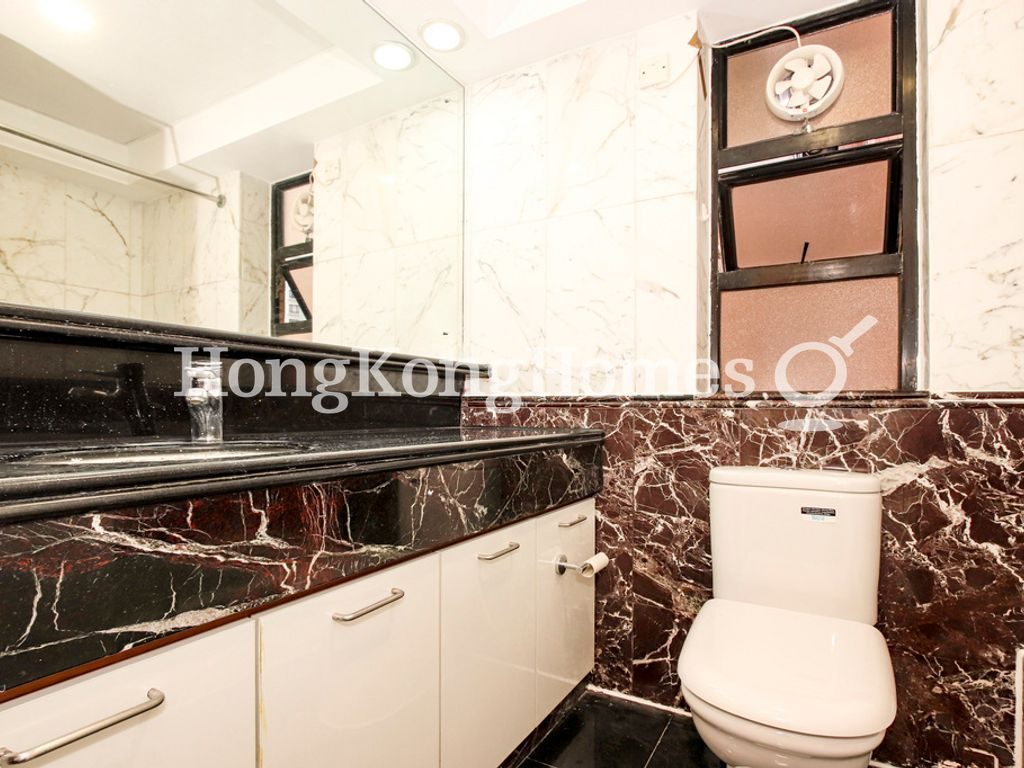 Guest Bathroom — Primrose Court, Mid-levels West